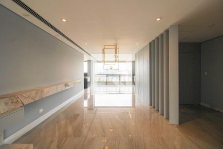 Sala de apartamento para alugar com 3 quartos, 252m² em Real Parque, São Paulo