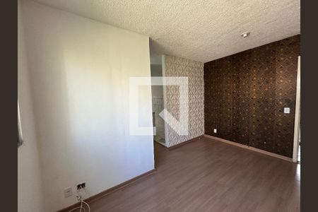Sala de apartamento para alugar com 2 quartos, 55m² em Pavuna, Nilópolis