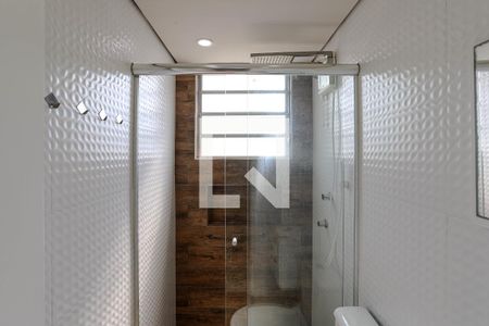 Banheiro de apartamento para alugar com 2 quartos, 55m² em Conjunto Residencial do Bosque, Mogi das Cruzes