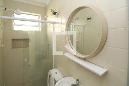 Banheiro  de casa para alugar com 1 quarto, 40m² em Vila Irmaos Arnoni, São Paulo