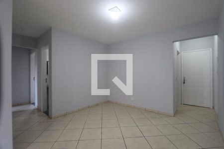 Sala de apartamento para alugar com 3 quartos, 70m² em Vila Ema, São Paulo