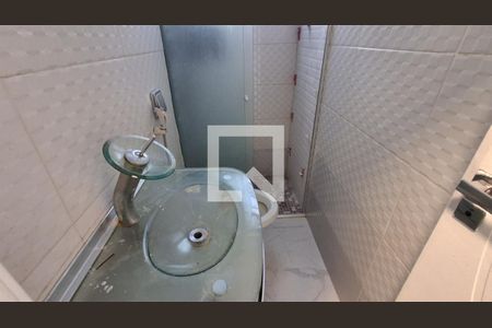Banheiro Social  de casa para alugar com 1 quarto, 45m² em Jardim Maria Cecilia, São Bernardo do Campo