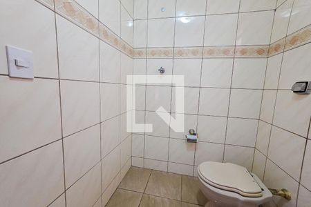 Banheiro de casa à venda com 3 quartos, 250m² em Parque Capuava, Santo André