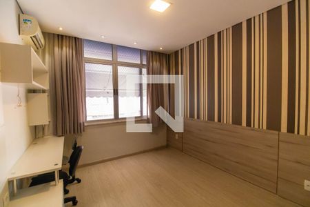 Quarto 1 de apartamento para alugar com 3 quartos, 140m² em Icaraí, Niterói