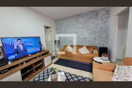 Sala de casa para alugar com 2 quartos, 195m² em Vila Virginia, Itaquaquecetuba