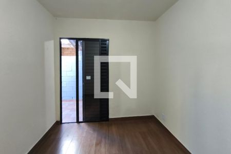 Quarto 1 de casa para alugar com 2 quartos, 63m² em Jardim San Diego, Campinas