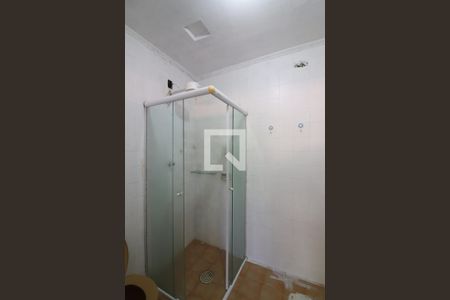 Banheiro Social de casa para alugar com 1 quarto, 70m² em Vila Euro, São Bernardo do Campo