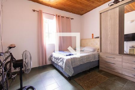 Quarto de casa à venda com 4 quartos, 178m² em Vila Araguaia, São Paulo