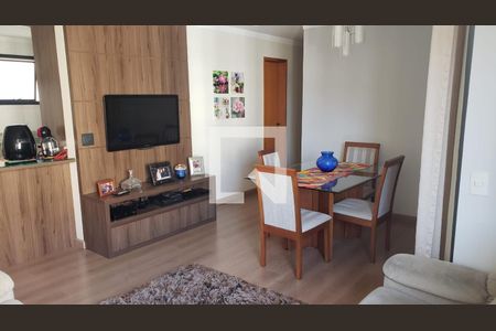 Sala de apartamento à venda com 3 quartos, 82m² em Jardim do Lago, Campinas