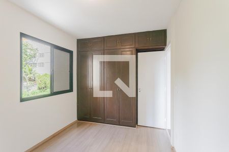Quarto 1 de apartamento à venda com 2 quartos, 50m² em Sumaré, São Paulo