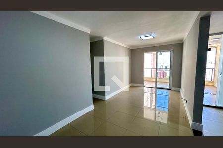 Sala de apartamento para alugar com 3 quartos, 83m² em Jardim Zaira, Guarulhos