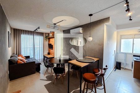 Sala de apartamento para alugar com 2 quartos, 50m² em Liberdade, São Paulo