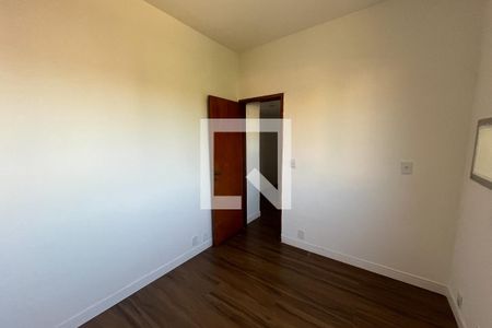 Quarto 1 de apartamento à venda com 2 quartos, 80m² em Tauá, Rio de Janeiro