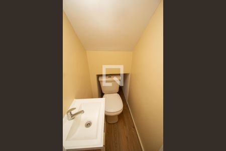 Lavabo de casa de condomínio para alugar com 2 quartos, 56m² em Nossa Senhora do O, São Paulo