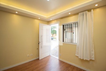 Sala de casa de condomínio para alugar com 2 quartos, 56m² em Nossa Senhora do O, São Paulo