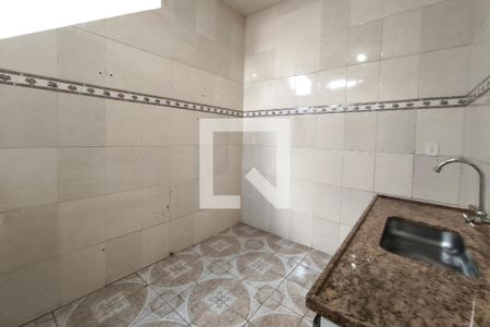 Cozinha de casa para alugar com 2 quartos, 65m² em São Bernardo, Campinas