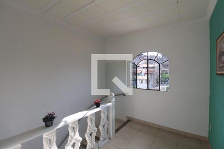 Hall dos Quartos de casa à venda com 6 quartos, 200m² em Jaqueline, Belo Horizonte