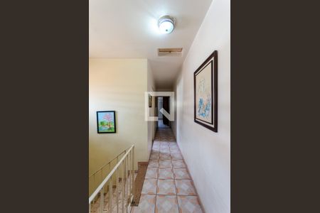 Corredor de casa à venda com 4 quartos, 250m² em Jardim Sao Jose, São Paulo