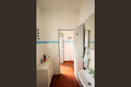 Banheiro  de casa para alugar com 1 quarto, 119m² em Vila Marari, São Paulo