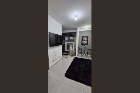 Sala de apartamento para alugar com 2 quartos, 37m² em Recanto das Rosas, Osasco