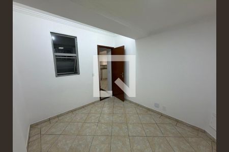 Quarto 01 de apartamento para alugar com 2 quartos, 60m² em Taguatinga Norte, Brasília