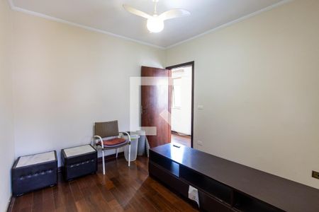 Escritório de casa à venda com 3 quartos, 200m² em Vila Ipojuca, São Paulo