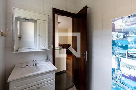 Lavabo de casa à venda com 3 quartos, 200m² em Vila Ipojuca, São Paulo