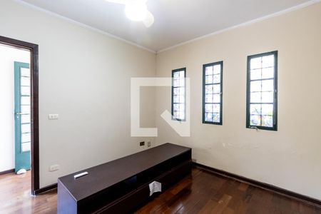 Escritório de casa à venda com 3 quartos, 200m² em Vila Ipojuca, São Paulo