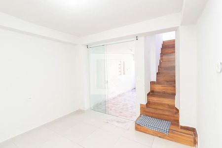 Sala 1 de casa para alugar com 1 quarto, 50m² em Limoeiro, São Paulo