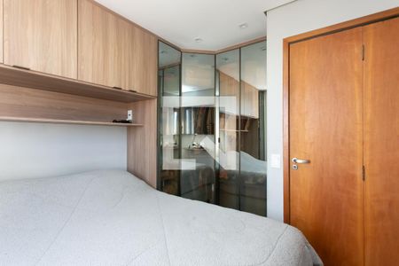 Quarto 1 de apartamento à venda com 2 quartos, 40m² em Jardim Helena, São Paulo