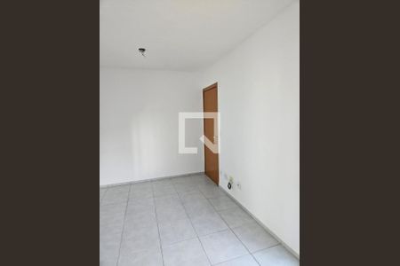 Quarto de apartamento à venda com 2 quartos, 44m² em Tropical, Contagem