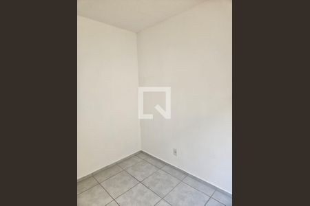 Quarto de apartamento à venda com 2 quartos, 44m² em Tropical, Contagem