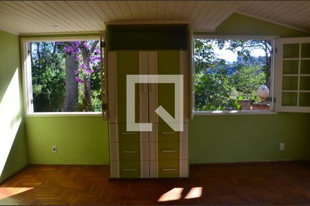 Suíte 1 de casa para alugar com 3 quartos, 150m² em Itaipava, Petrópolis