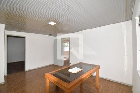 Sala 2 de casa para alugar com 4 quartos, 122m² em São João, Curitiba