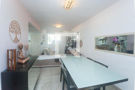 sala de casa de condomínio para alugar com 5 quartos, 226m² em Cabeceira, Nova Lima