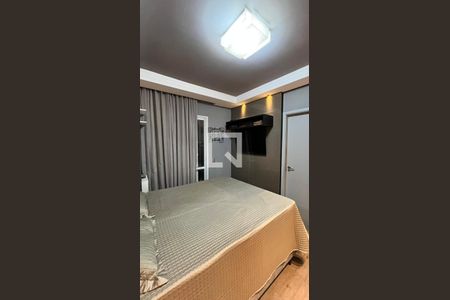 Quarto de apartamento à venda com 2 quartos, 84m² em Alphaville Industrial, Barueri