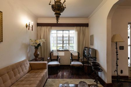 Casa à venda com 4 quartos, 350m² em Água Branca, São Paulo
