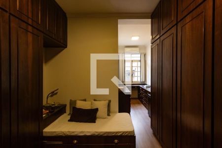 Quarto de casa à venda com 4 quartos, 350m² em Água Branca, São Paulo