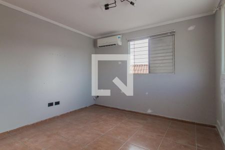 Quarto 1 de casa para alugar com 2 quartos, 80m² em Jardim Itapark Velho, Mauá