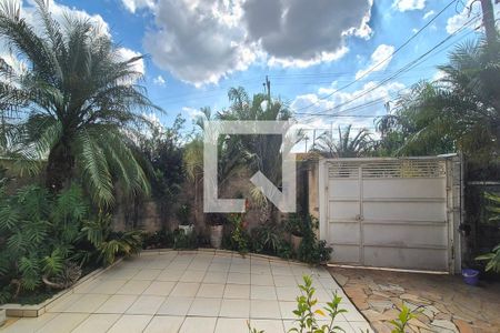 Vista da Sala  de casa à venda com 4 quartos, 289m² em Jardim Morumbi, Campinas