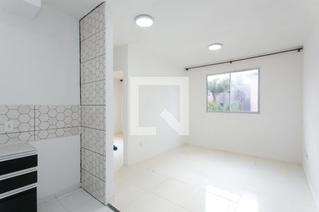 Sala de apartamento para alugar com 2 quartos, 36m² em Jardim Santa Teresinha, São Paulo