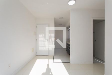 Sala de apartamento para alugar com 2 quartos, 36m² em Jardim Santa Teresinha, São Paulo