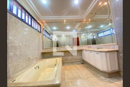 Casa para alugar com 3 quartos, 350m² em Osvaldo Rezende, Uberlândia