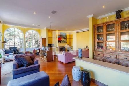 Casa para alugar com 4 quartos, 375m² em Morada dos Pinheiros (Aldeia da Serra), Barueri