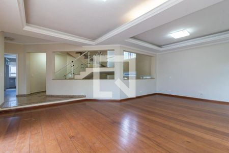 Casa para alugar com 5 quartos, 415m² em Residencial Morada dos Lagos, Barueri