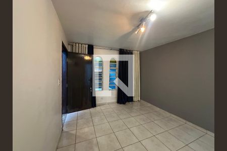 Sala de casa para alugar com 3 quartos, 125m² em Jardim dos Camargos, Barueri