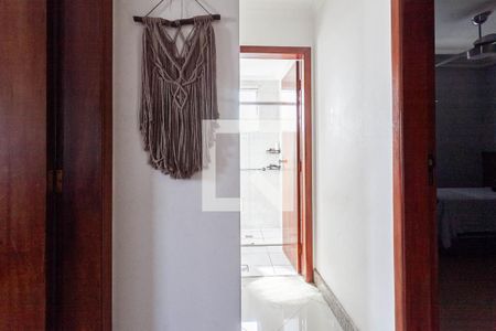 Corredor de apartamento para alugar com 3 quartos, 300m² em Castelo, Belo Horizonte