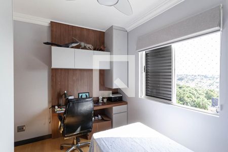 Quarto  de apartamento para alugar com 3 quartos, 300m² em Castelo, Belo Horizonte