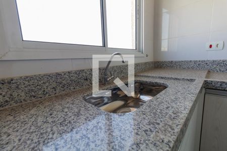 Sala, Cozinha e área de serviço de apartamento à venda com 2 quartos, 47m² em Parque Cisper, São Paulo