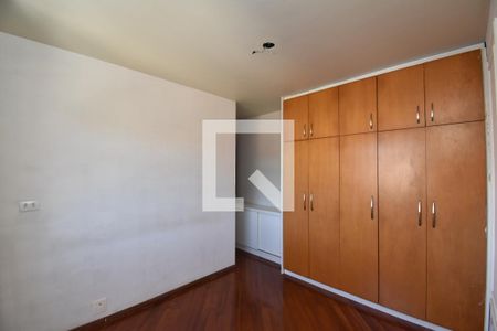 Quarto de apartamento para alugar com 3 quartos, 80m² em Capanema, Curitiba